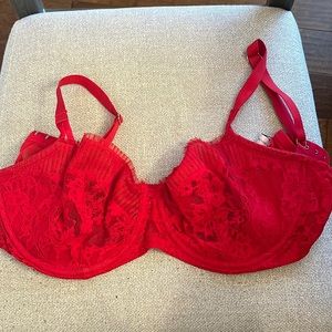 Red lightly lined Victoria secret bra